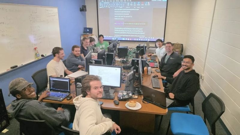 FAU Cybersecurity Club team competing at SE CCDC Qualifiers